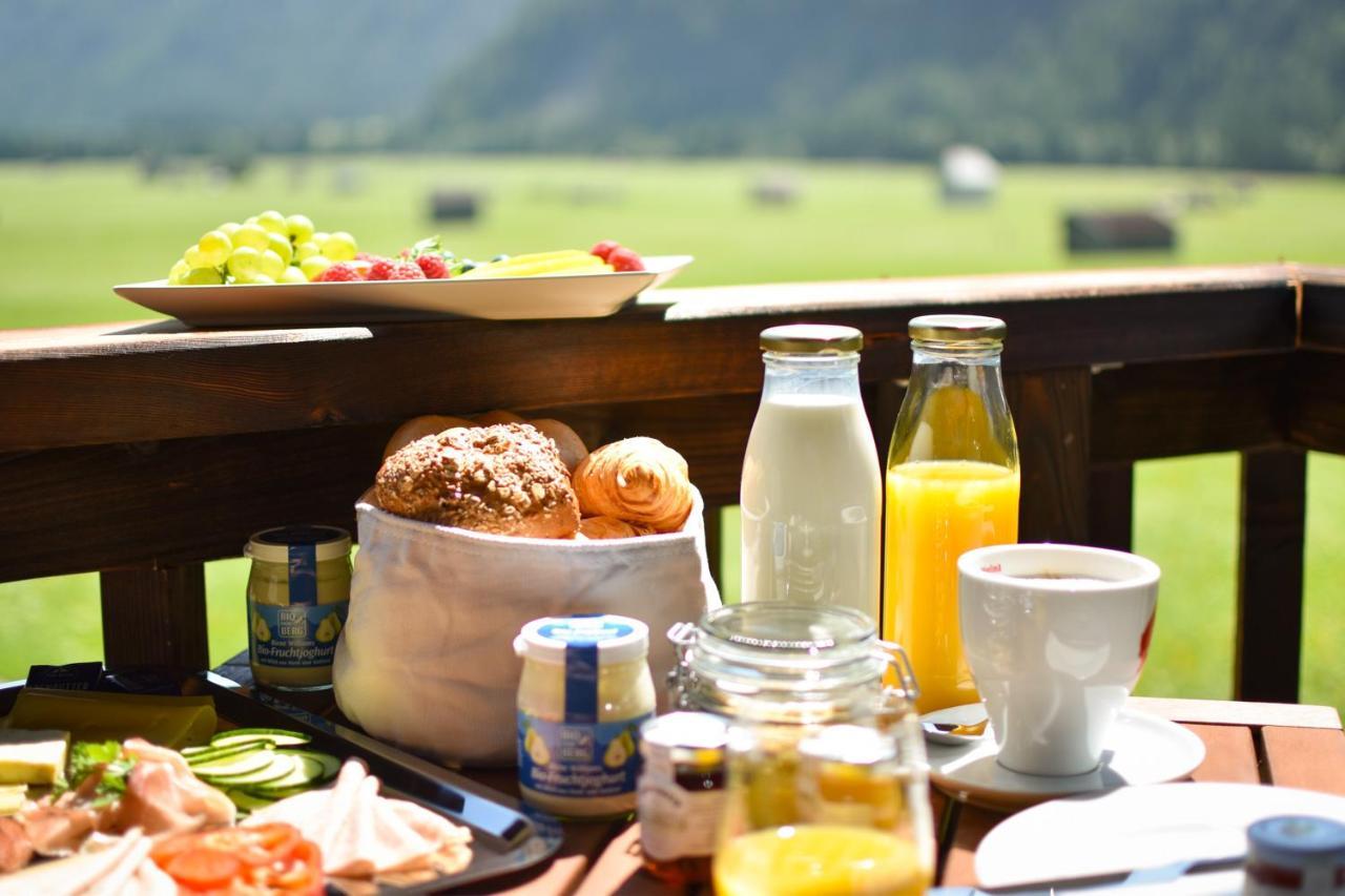 Naturparkgut Holzgau Eksteriør bilde
